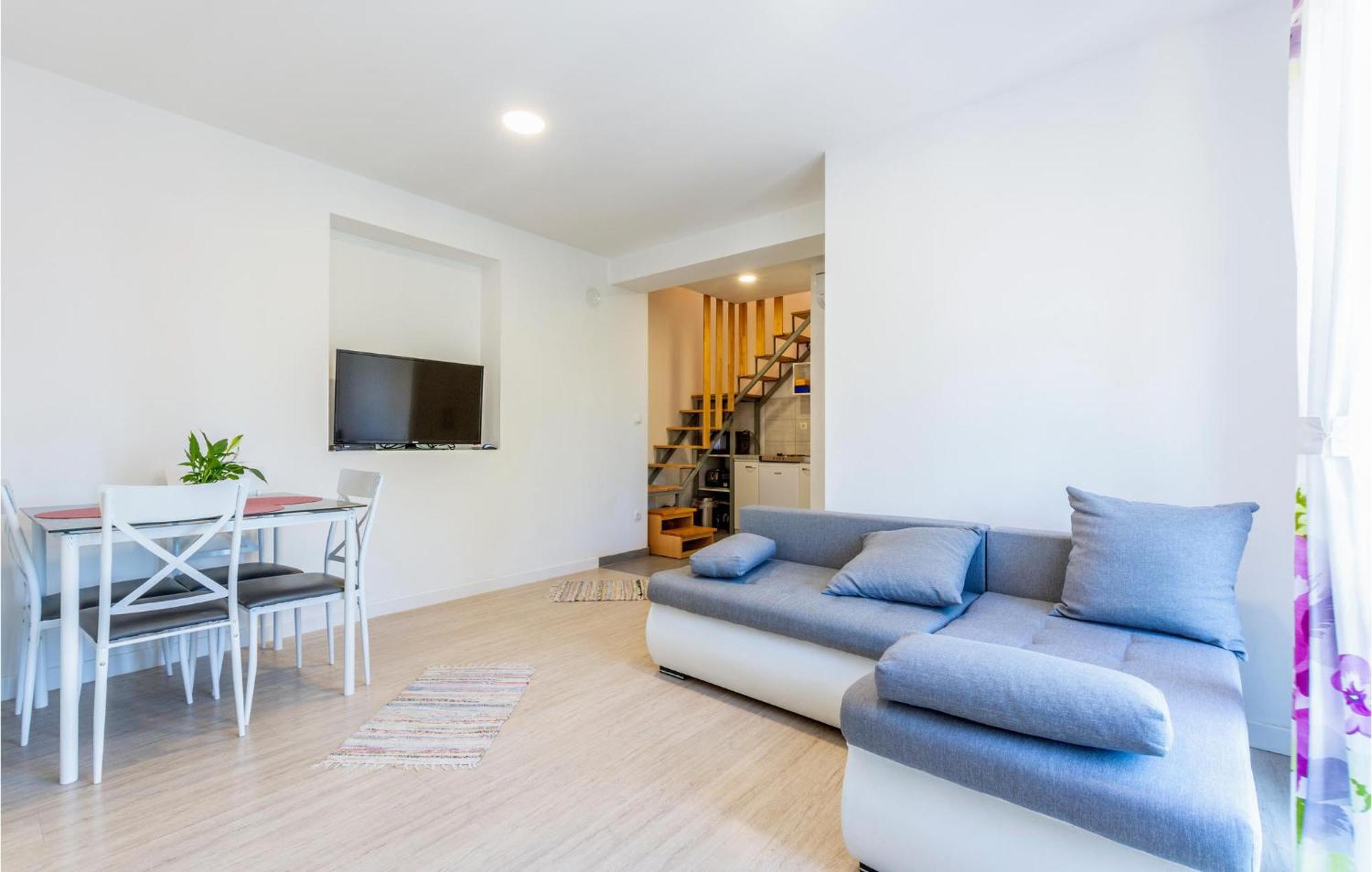 Gorgeous Apartment In Omis With Kitchen Εξωτερικό φωτογραφία