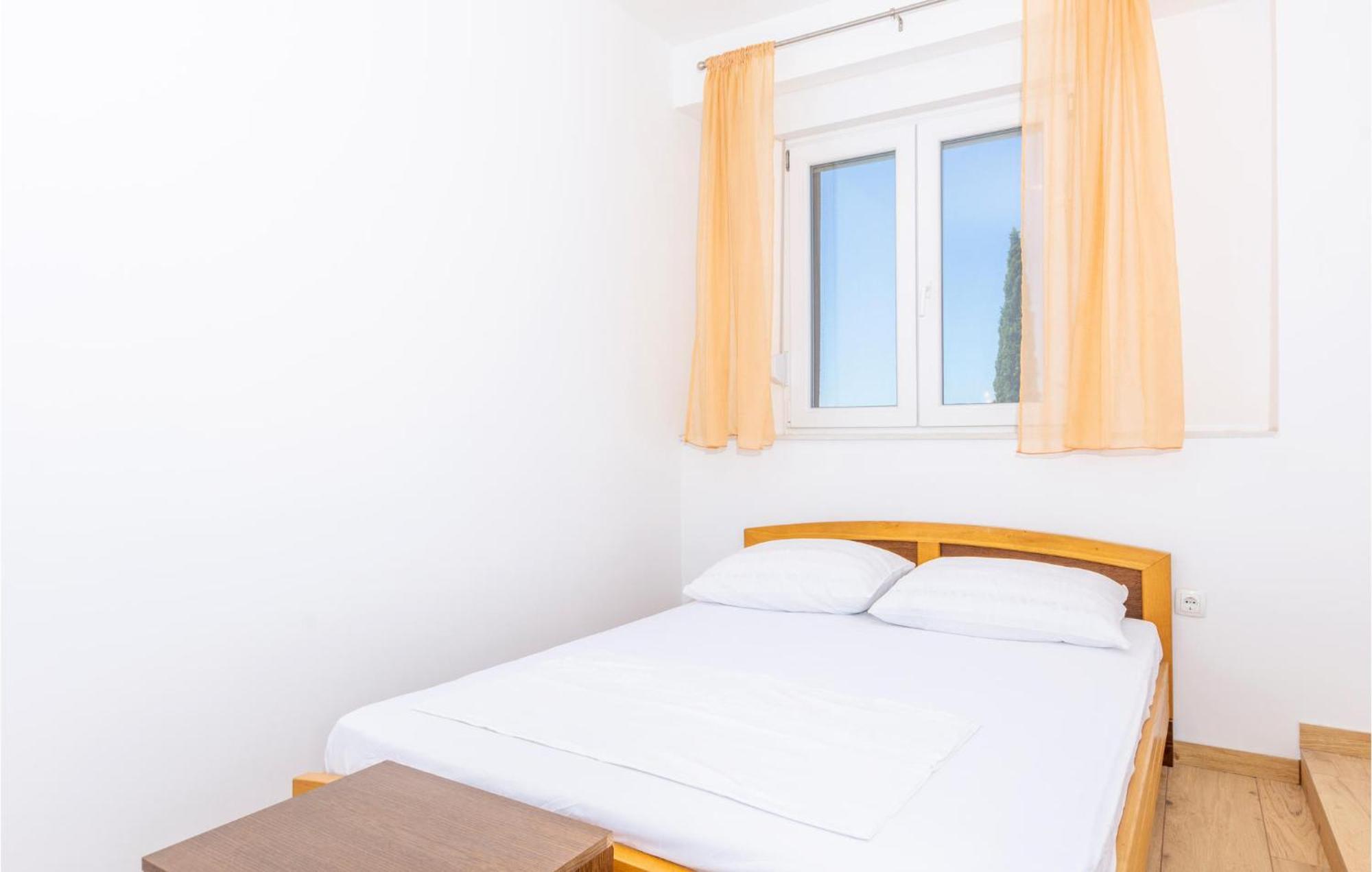 Gorgeous Apartment In Omis With Kitchen Εξωτερικό φωτογραφία
